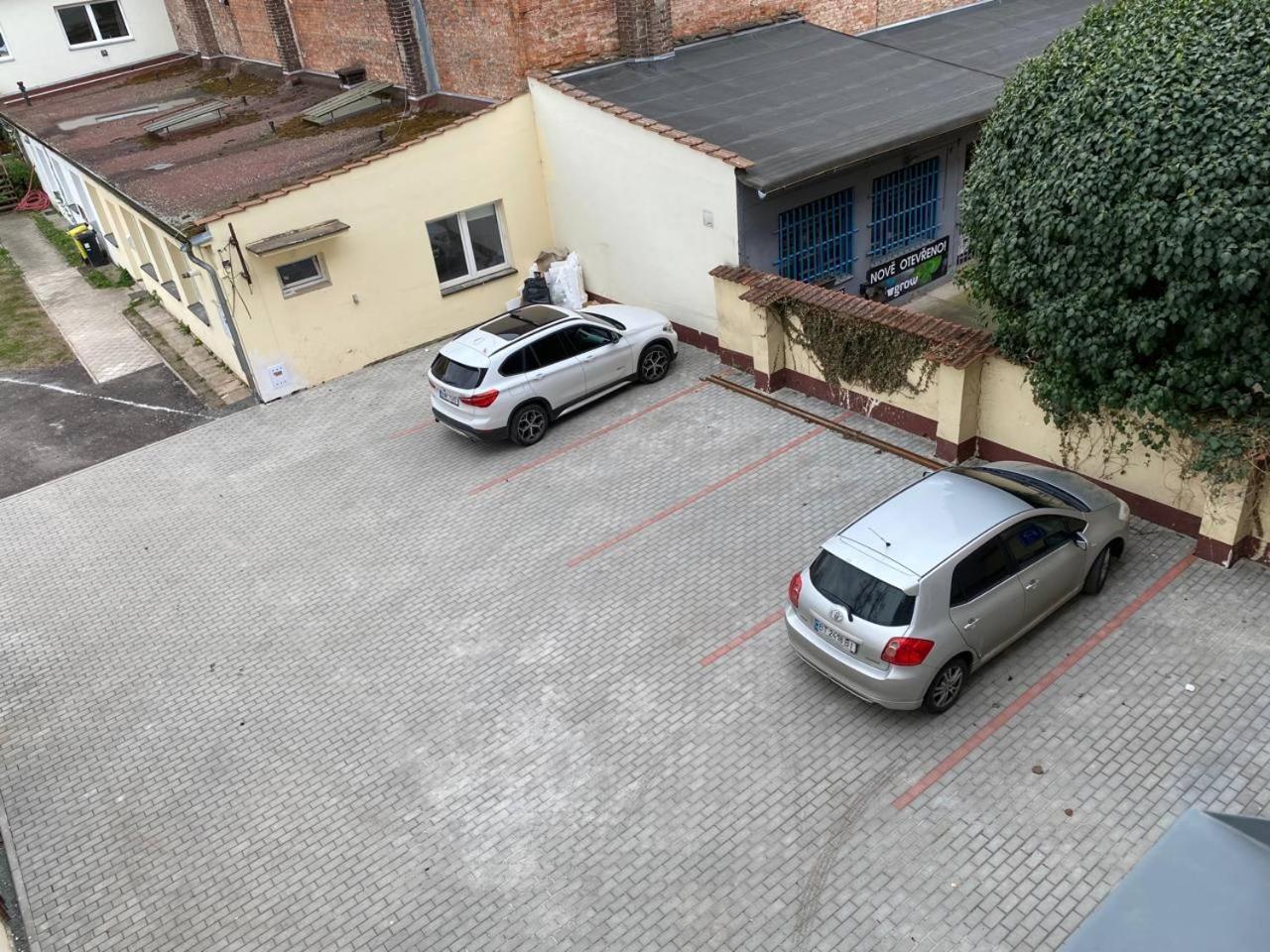 Perla Hradce 103 Lejlighed Hradec Králové Eksteriør billede