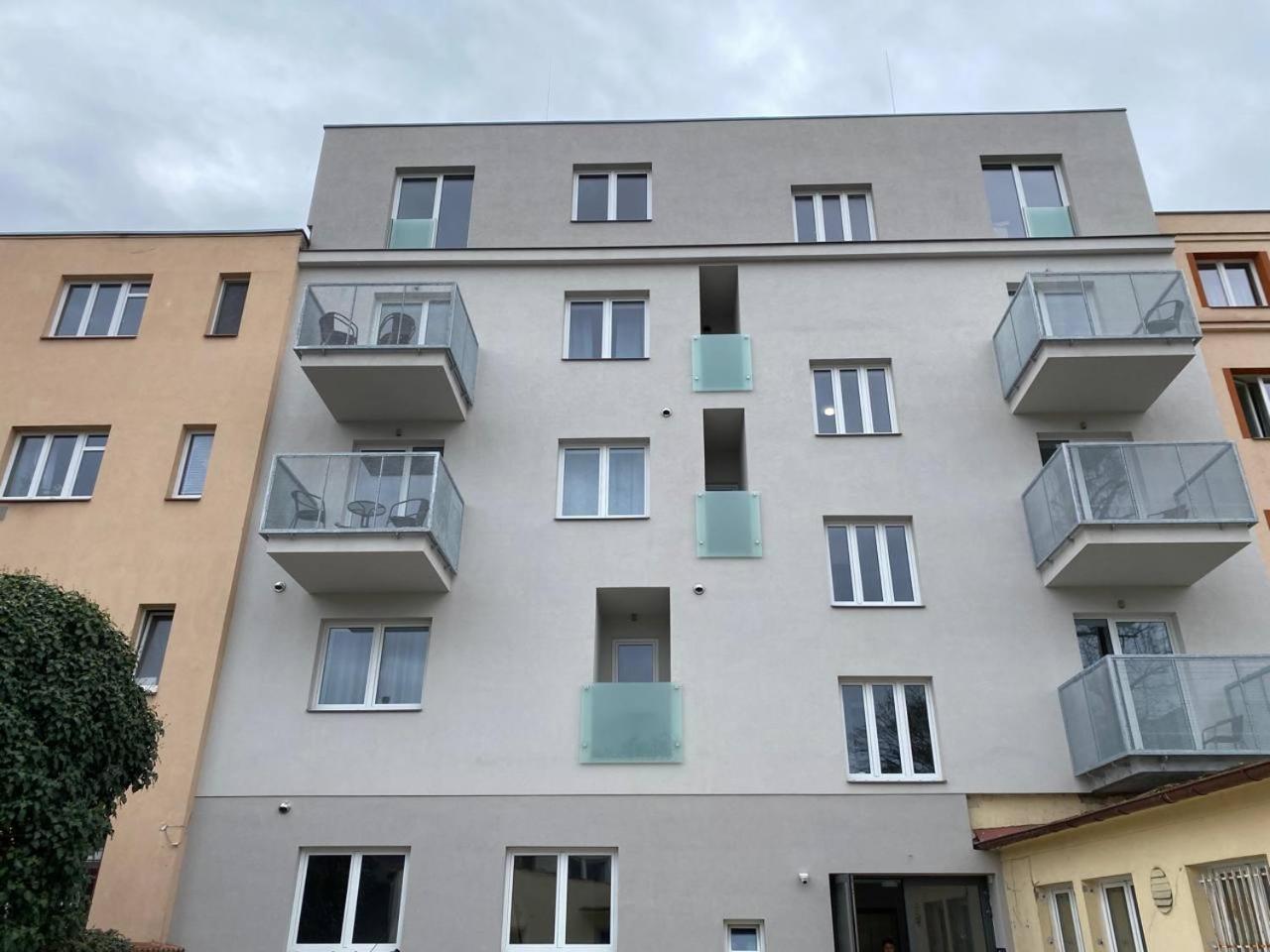 Perla Hradce 103 Lejlighed Hradec Králové Eksteriør billede