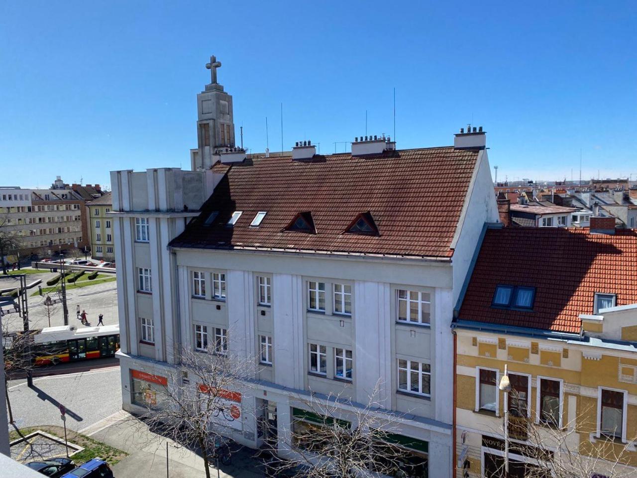 Perla Hradce 103 Lejlighed Hradec Králové Eksteriør billede
